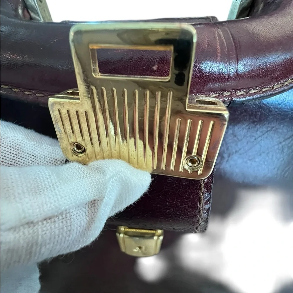 Bosca Vintage  Italian Leather Briefcase w/ key, tag & dust bag